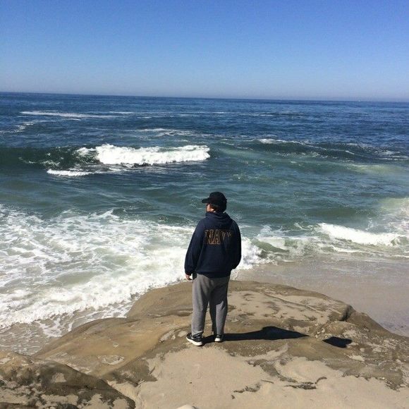 Meet your Posher, Carlos tuxx - Picture 1 of 1